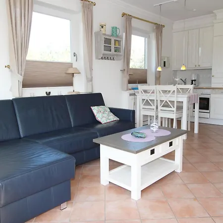 Feldmarkstrasse 4 F *